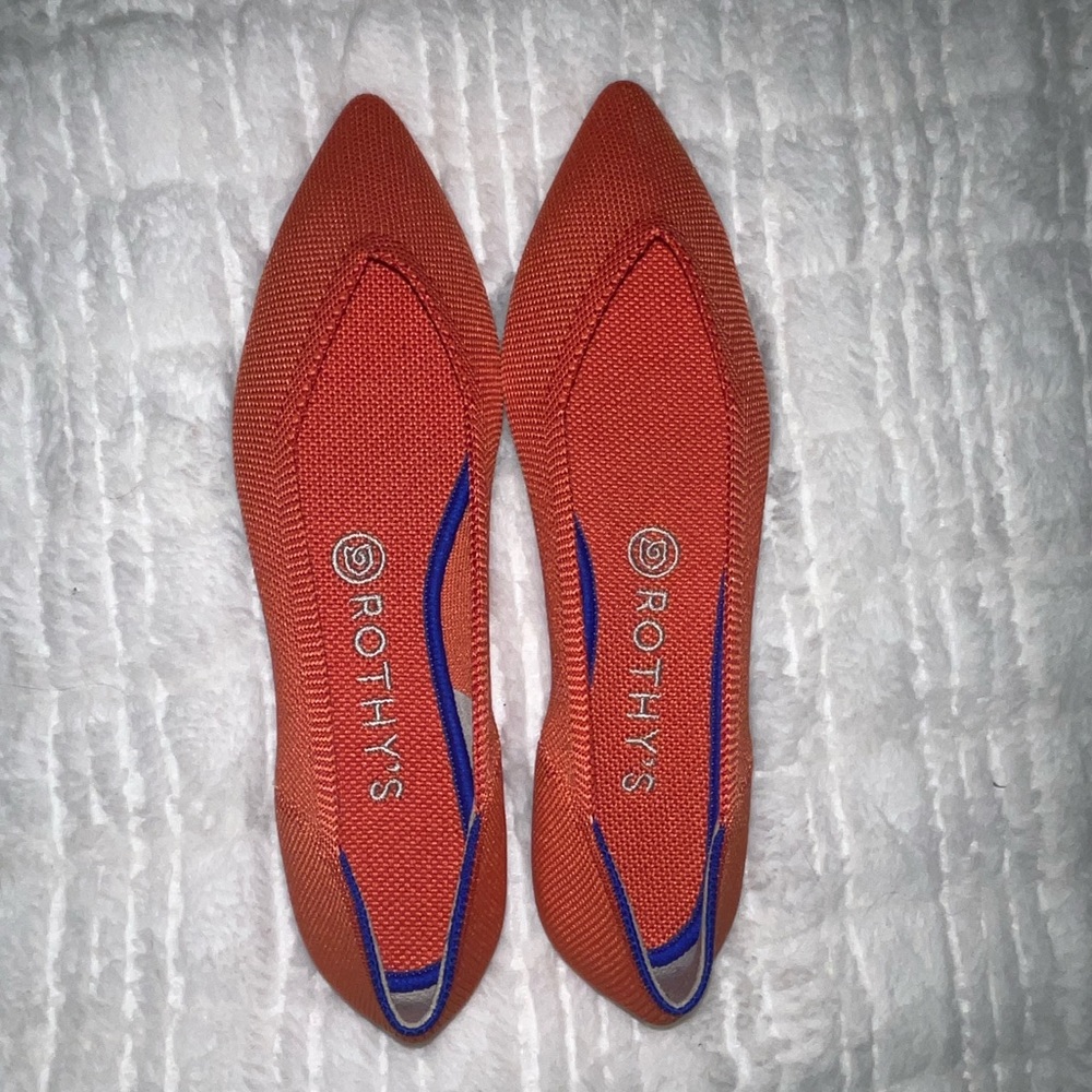BNWOB Rothys Persimmon Points🧡
